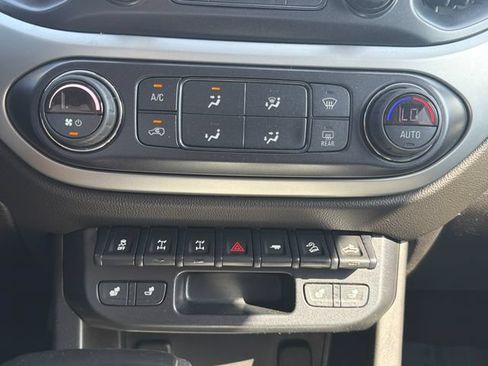 Used 2018 Chevrolet Colorado ZR2 AWD/4WD image 22