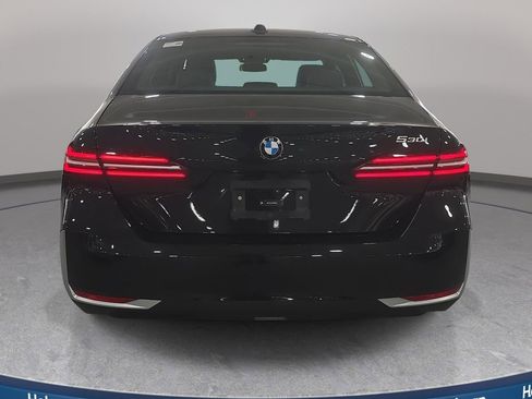 Used 2026 BMW 530i w/ Convenience Package RWD image 7
