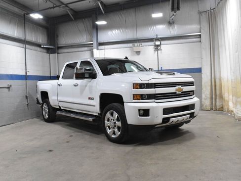 Used 2017 Chevrolet Silverado 2500 LTZ w/ Duramax Plus Package AWD/4WD image 27