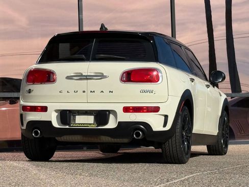 Used 2017 MINI Cooper Clubman S image 12