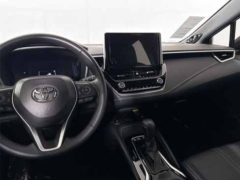 Certified 2025 Toyota Corolla XSE FWD image 32