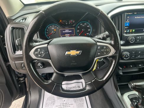 Used 2019 Chevrolet Colorado LT image 14
