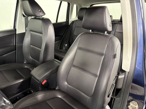 Used 2016 Volkswagen Tiguan S FWD image 13