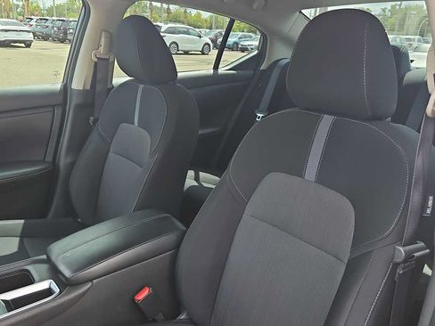 Used 2023 Nissan Sentra SV FWD image 13