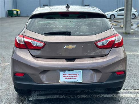 Used 2019 Chevrolet Cruze LS w/ LS Convenience Package FWD image 7