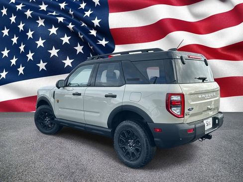 New 2025 Ford Bronco Sport Badlands image 13