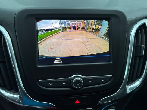 Certified 2020 Chevrolet Equinox LT w/ Driver Convenience Package FWD image 14
