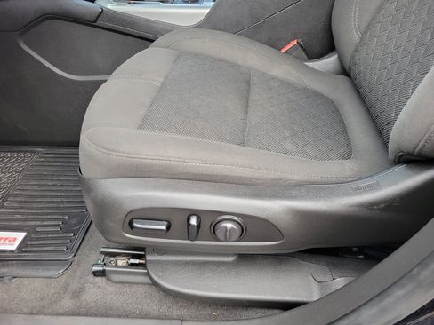 Used 2021 Chevrolet Blazer LT image 5