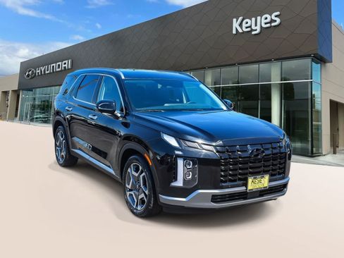 Used 2024 Hyundai Palisade Limited FWD image 3