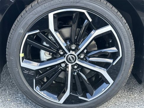 New 2025 Nissan Altima 2.5 SR w/ SR Premium Package image 17