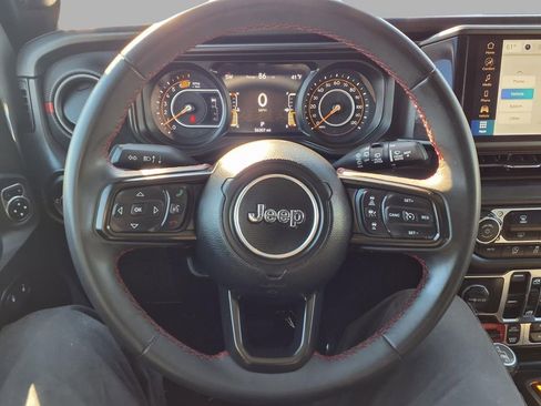 Certified 2024 Jeep Wrangler Unlimited Rubicon image 18