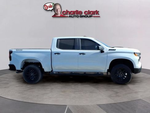 Used 2024 Chevrolet Silverado 1500 Custom Trail Boss w/ Turbomax Blackout Package AWD/4WD image 6