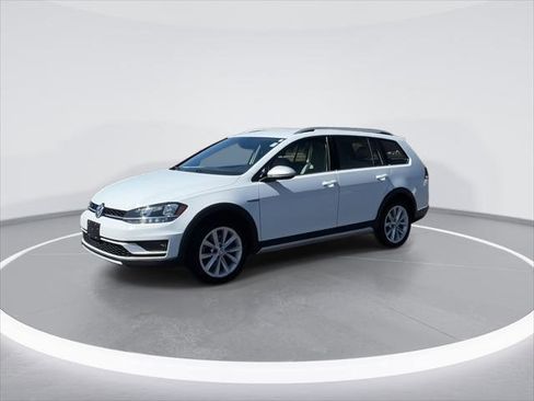 Used 2019 Volkswagen Golf Alltrack S AWD/4WD image 4