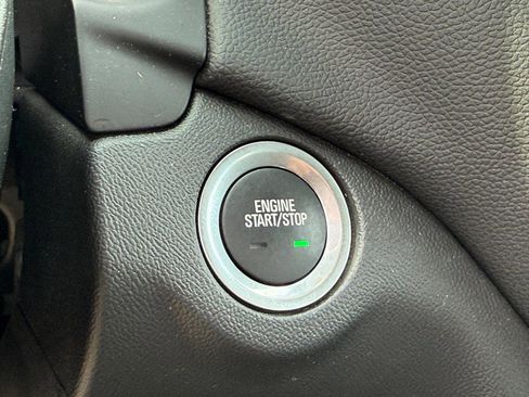 Used 2024 Chevrolet Equinox LT image 15