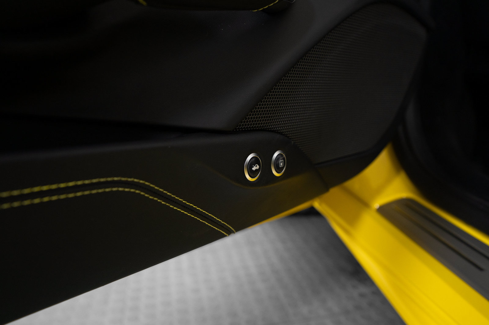 Certified 2018 Ferrari 488 Spider RWD image 15