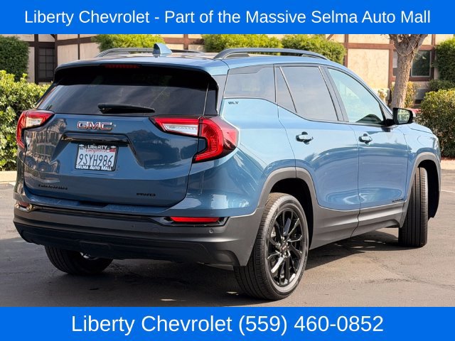 Used 2024 GMC Terrain SLT w/ Infotainment Package II AWD/4WD image 5