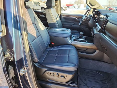 Certified 2022 Chevrolet Silverado 1500 High Country w/ Z71 Off-Road Package image 27