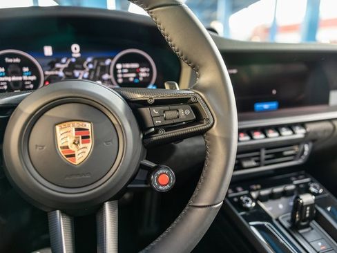 Used 2025 Porsche 911 Carrera 4 GTS image 34