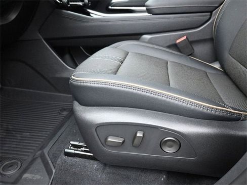 New 2026 Chevrolet Traverse High Country w/ LPO, Floor Liner Package image 17