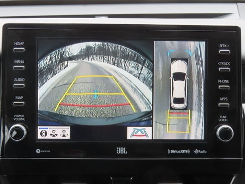 Used 2023 Toyota Camry XSE image 6