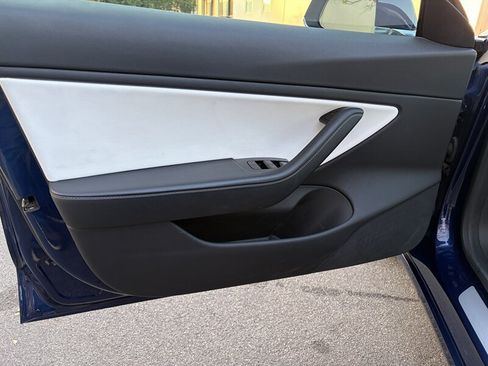 Used 2018 Tesla Model 3 Long Range AWD/4WD image 15