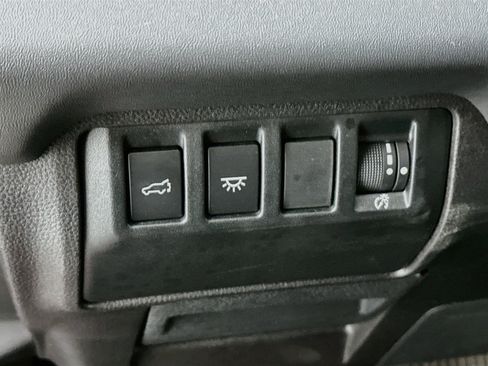 Used 2023 Subaru Ascent Limited w/ Technology Package AWD/4WD image 17