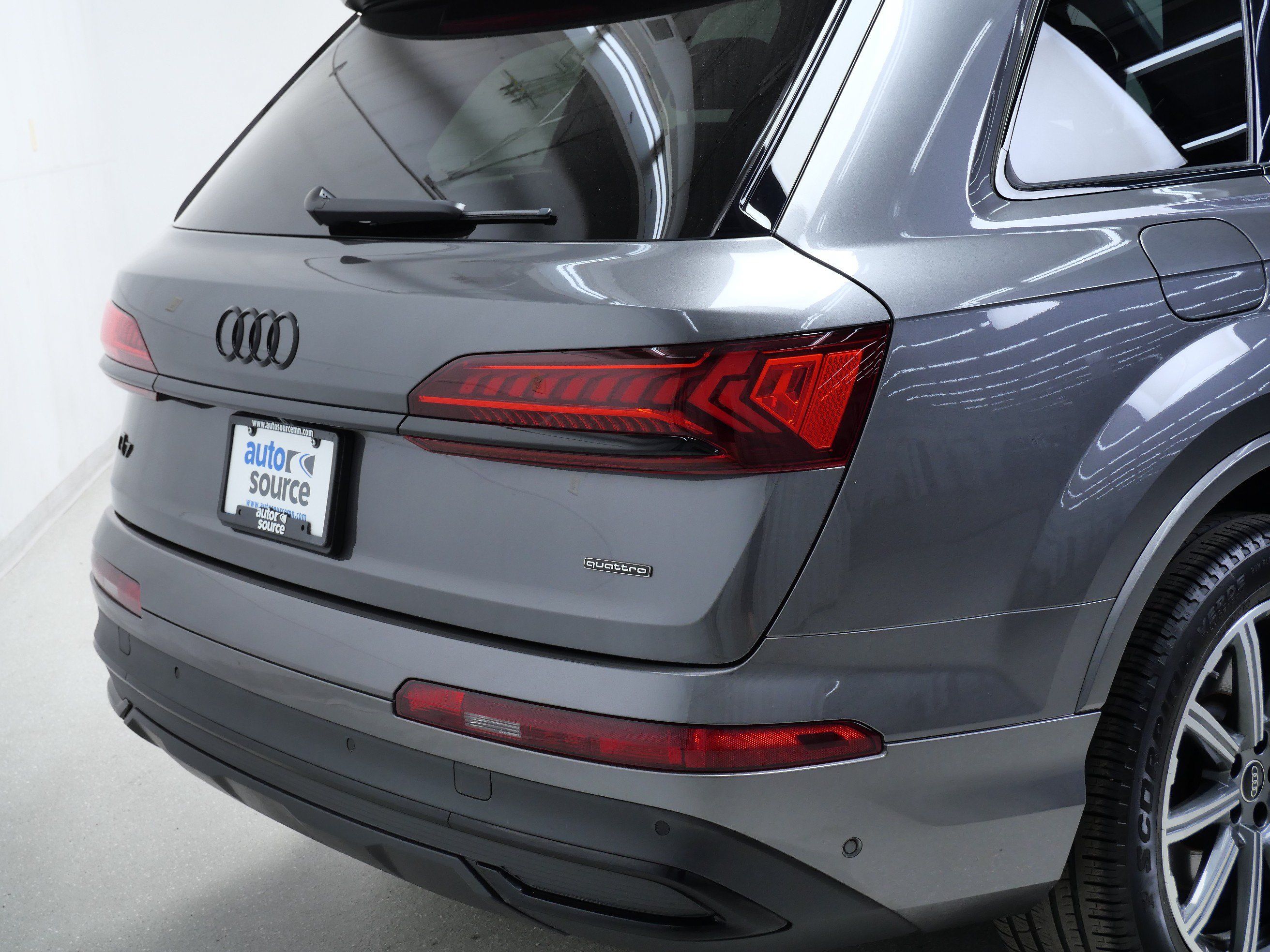 Used 2023 Audi Q7 2.0T Premium Plus w/ Premium Plus Package AWD/4WD image 5