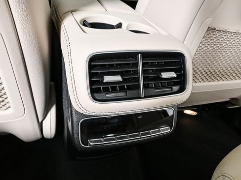 Used 2022 Mercedes-Benz GLS 450 4MATIC image 19