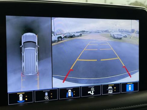 Used 2021 Chevrolet Tahoe LT w/ LT Signature Package RWD image 14