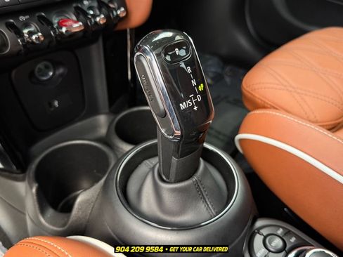 Used 2023 MINI Cooper S w/ Signature Upholstery Package FWD image 18