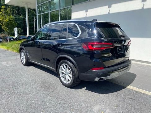 Used 2023 BMW X5 xDrive40i w/ Premium Package AWD/4WD image 9