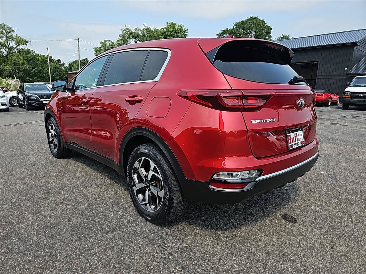 Used 2022 Kia Sportage LX FWD image 5