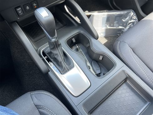 New 2025 Nissan Frontier SV w/ SV Convenience Package image 10