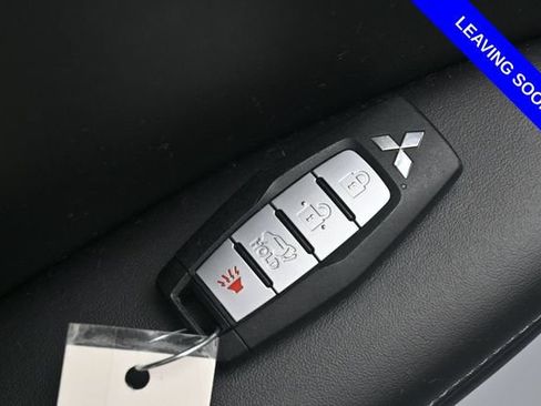 Used 2024 Mitsubishi Outlander SE FWD image 34