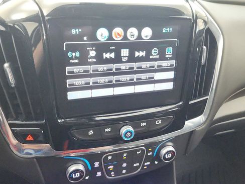 Used 2018 Chevrolet Traverse LT FWD image 24
