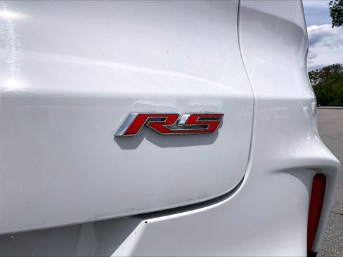 Used 2023 Chevrolet TrailBlazer RS w/ Sun and Liftgate Package AWD/4WD image 27