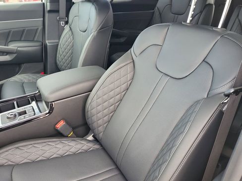 New 2026 Kia Sorento SX Prestige AWD/4WD image 9