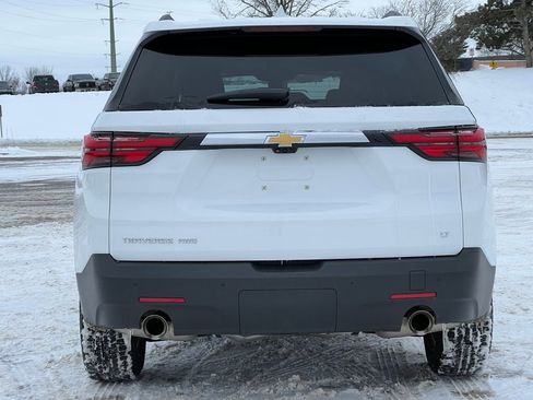 Certified 2023 Chevrolet Traverse LT w/ Rear Camera Mirror Package image 43