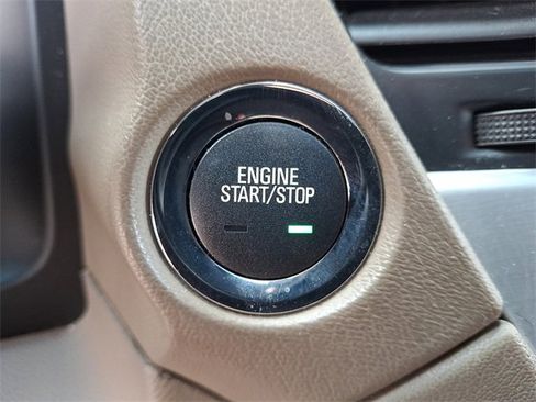 Used 2018 GMC Yukon SLT w/ Open Road Package image 22