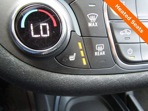 Used 2023 Chevrolet Malibu LT image 15