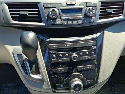 Used 2013 Honda Odyssey EX-L image 19
