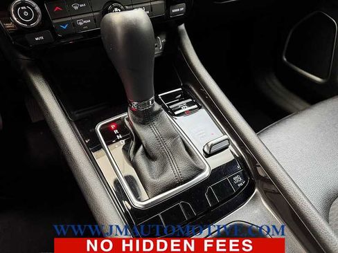 Used 2024 Jeep Compass Latitude image 31