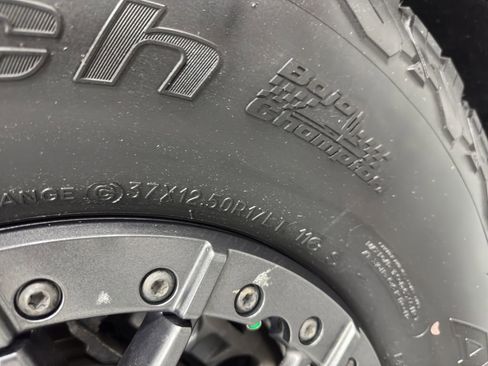 Used 2021 Ford F150 Raptor w/ Raptor 37 Performance Package image 16