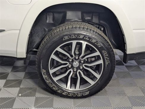 Used 2025 RAM 1500 Limited image 7