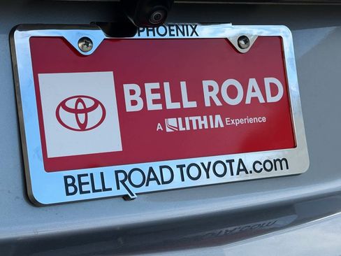 Used 2024 Cadillac XT4 Premium Luxury image 18