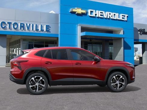 New 2026 Chevrolet Trax RS FWD image 5