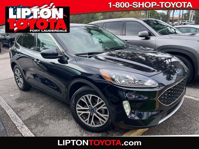 Used 2021 Ford Escape SEL w/ Technology Package FWD image 1