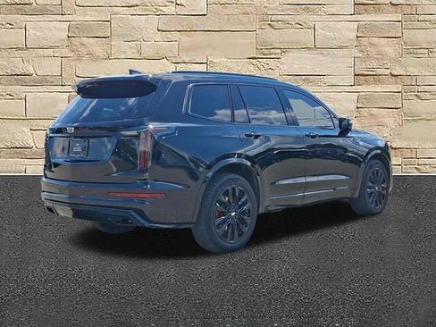 Used 2024 Cadillac XT6 Sport w/ LPO, ONYX Package AWD/4WD image 4