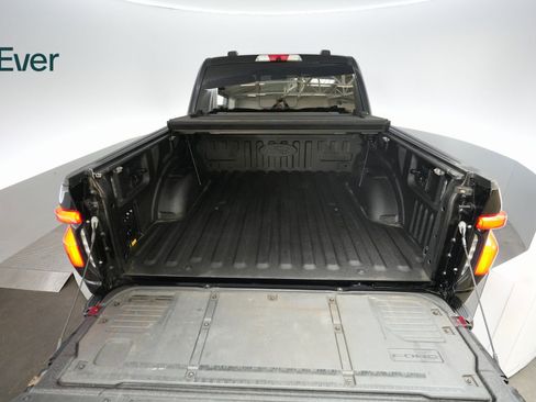 Used 2023 Ford F150 Lightning Lariat w/ Equipment Group 511A High image 17