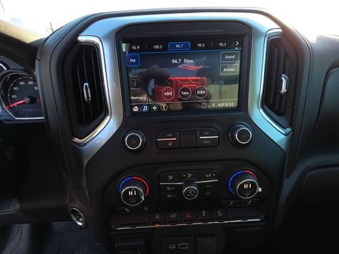 Used 2019 Chevrolet Silverado 1500 RST w/ All-Star Edition image 14